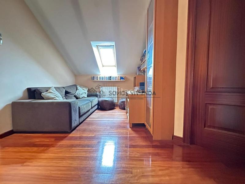 Foto a9c84290-ed02-4380-9e6f-6741ecbf9fed. Zweistöckige wohnung mit heizung parking in Couto Ourense