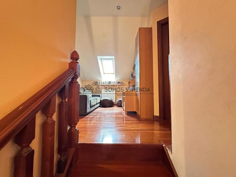 Foto fea74143-5ff3-4b20-b590-45d536b52b80. Zweistöckige wohnung mit heizung parking in Couto Ourense