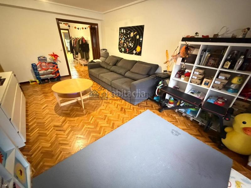 Foto 55ef5f0a-47a1-41ca-82a8-3577c4ac39f1. Appartamento con riscaldamento parcheggio in Centro Ourense