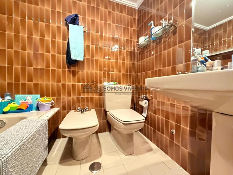 Foto 9fe0528e-2dc1-4914-af72-d726e00dd110. Appartamento con riscaldamento parcheggio in Centro Ourense