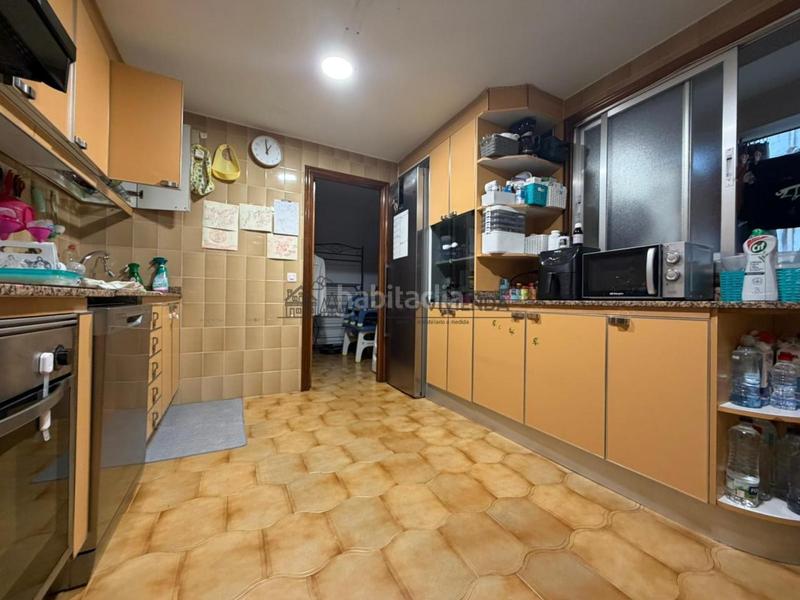 Foto 7d8da8a7-de1b-467a-ba45-ec995fcede7e. Flat with heating parking in Centro Ourense