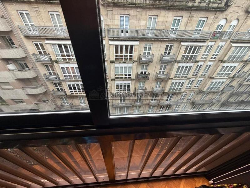 Foto db5b7523-8b7d-42e8-ac55-44183a7013d3. Flat with heating parking in Centro Ourense