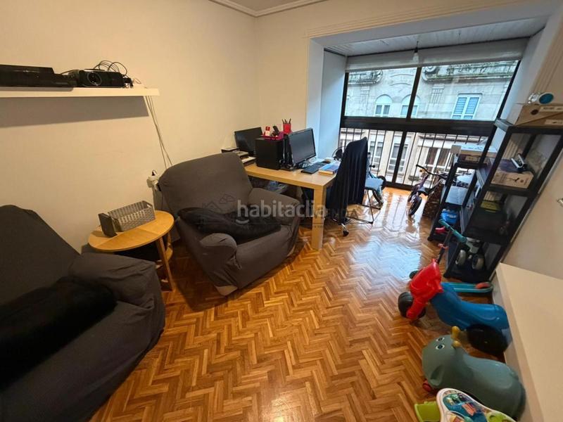 Foto dc3aac1e-981d-4f00-a537-23429fc68f6d. Flat with heating parking in Centro Ourense