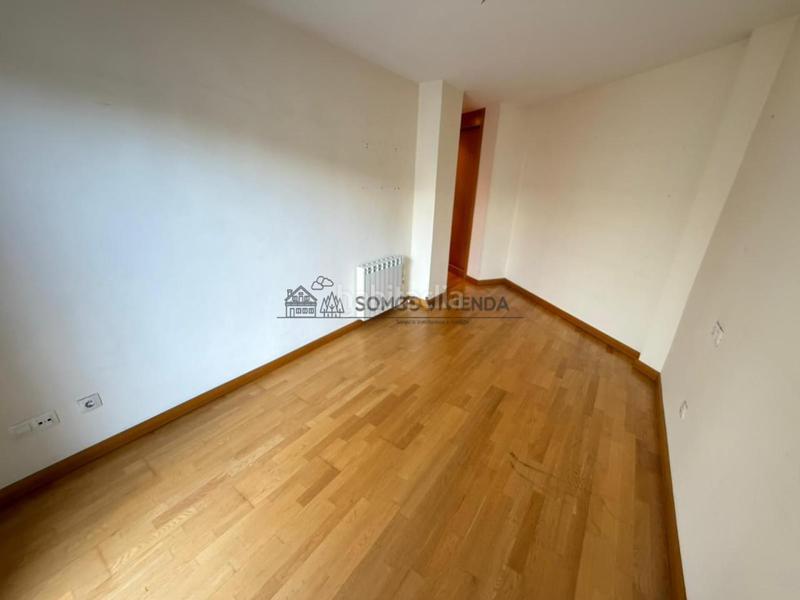 Foto a97b29af-13f6-451d-be85-257963126d48. Miete etagenwohnung mit heizung in Centro Ourense