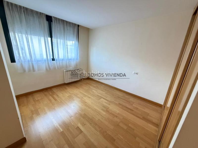 Foto 1dd7fe24-0597-4d6b-942a-b92913bff706. Rent flat with heating in Centro Ourense