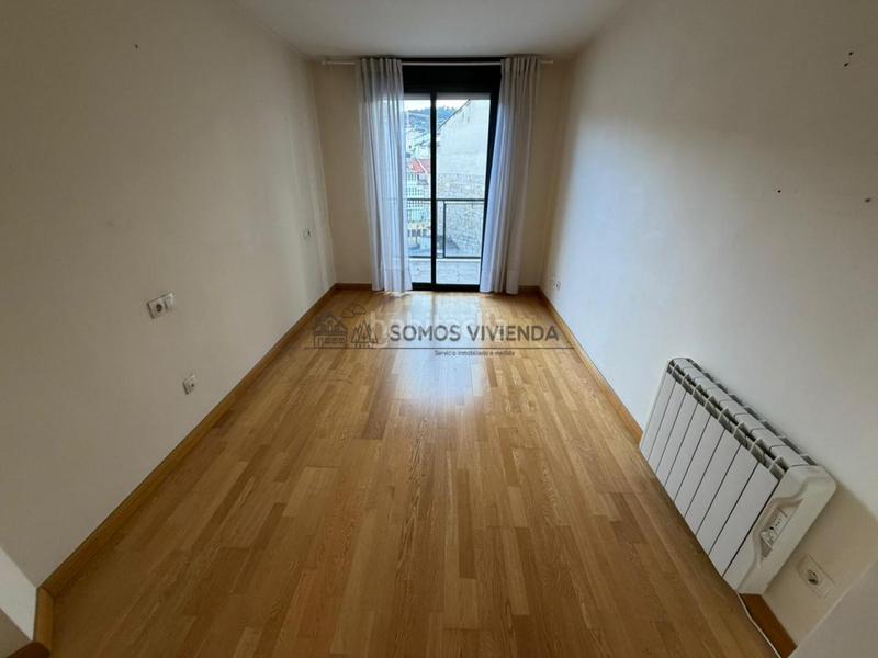 Foto 2c9459ae-862f-4ca1-84a9-fcf48d59abc8. Rent flat with heating in Centro Ourense
