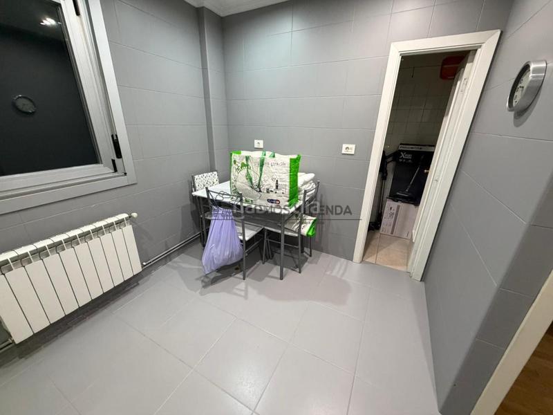 Foto ce1351f3-5c67-4df3-8415-c5cdfd10e5e7. Apartament amb calefacció a San Rosendo Ourense