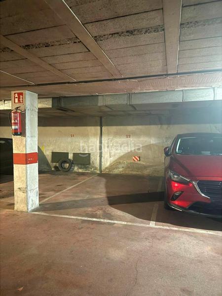 Foto 4e7fc126-2fc0-4322-bd42-0a20ffcbc212. Location parking voiture dans Universidad Ourense