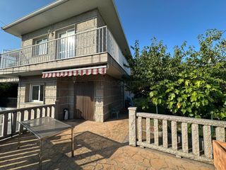 Casa en San Cibrao das Viñas