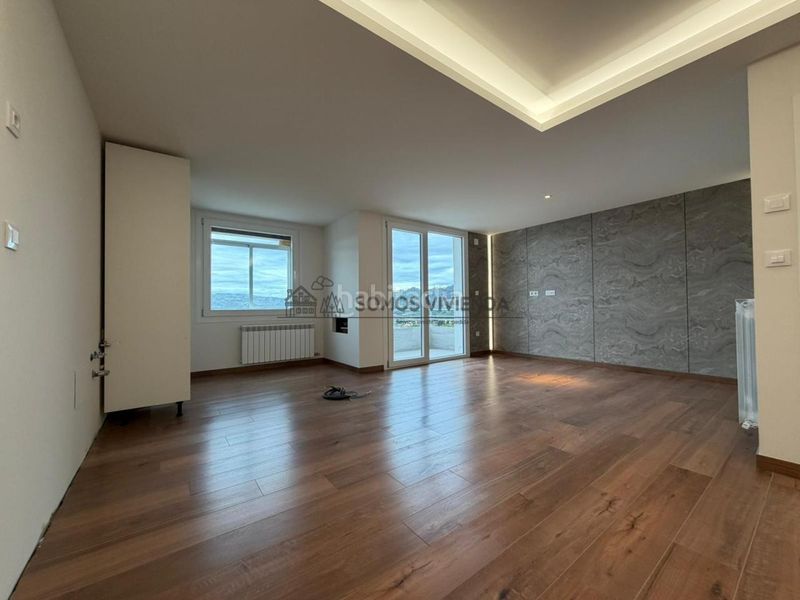 Foto 1e1d756d-d153-400f-8806-3590e685f213. Pis amb calefacció a Universidad Ourense