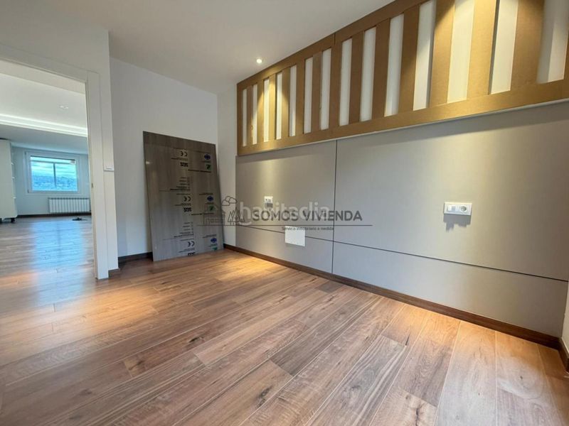 Foto cfe3b756-53db-42ef-b8dc-a7bc9e70c38a. Pis amb calefacció a Universidad Ourense