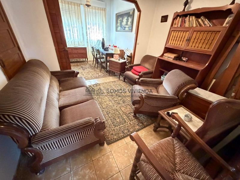 Foto 6d639642-7825-443d-b56e-fb28115e0495. Casa amb calefacció a San Rosendo Ourense