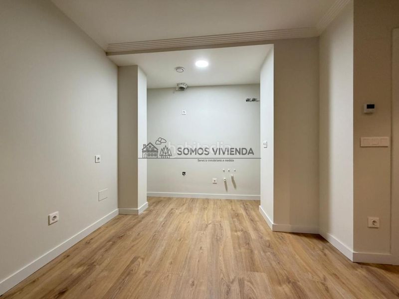 Foto 117996b0-abe8-4061-b086-5571f2689ab4. Apartament amb calefacció aparcament a Centro Ourense