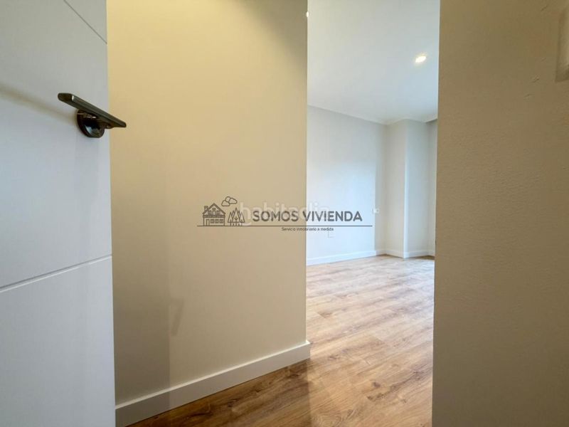 Foto d78054df-b789-43f2-8f46-3c7e9463e32d. Apartament amb calefacció aparcament a Centro Ourense
