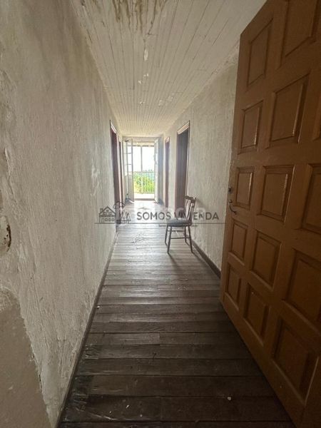 Foto a858c521-a2c1-4a08-be71-d55c8538b3ac. Casa amb aparcament a Barbadás