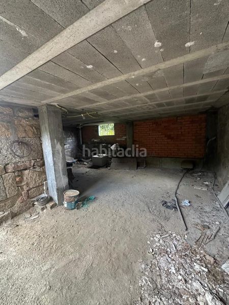 Foto ec97ac09-418d-446b-9a6e-325f2c2803e0. Casa amb aparcament a Barbadás