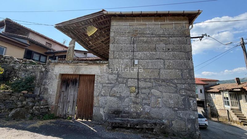 Foto 5a2323f8-ab79-4b45-8944-8a561fc885e7. Casa amb aparcament a Esgos