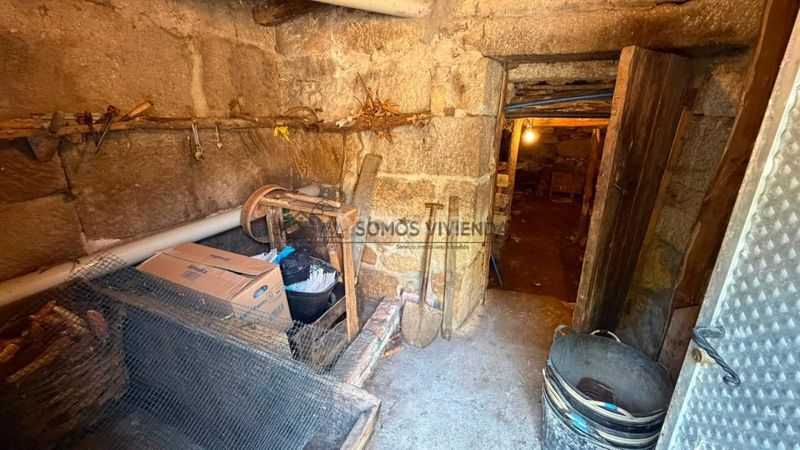 Foto 4a36055d-2a21-4400-b51c-4bdf1d004e03. Casa amb aparcament a Esgos