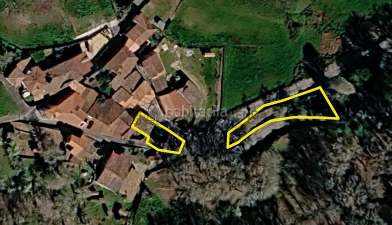 Foto 84d66fd5-81ce-4001-8b2b-cbb869be93da. Casa amb aparcament a Esgos