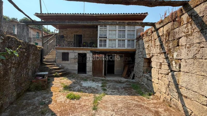 Foto f4e13f80-34c5-4a6b-9d9d-3da0b27c7284. Casa amb aparcament a Esgos