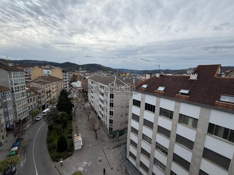 Foto 6ba57c04-29c8-4b06-8077-fa515af0ab9b. Dúplex amb calefacció aparcament a Centro Ourense