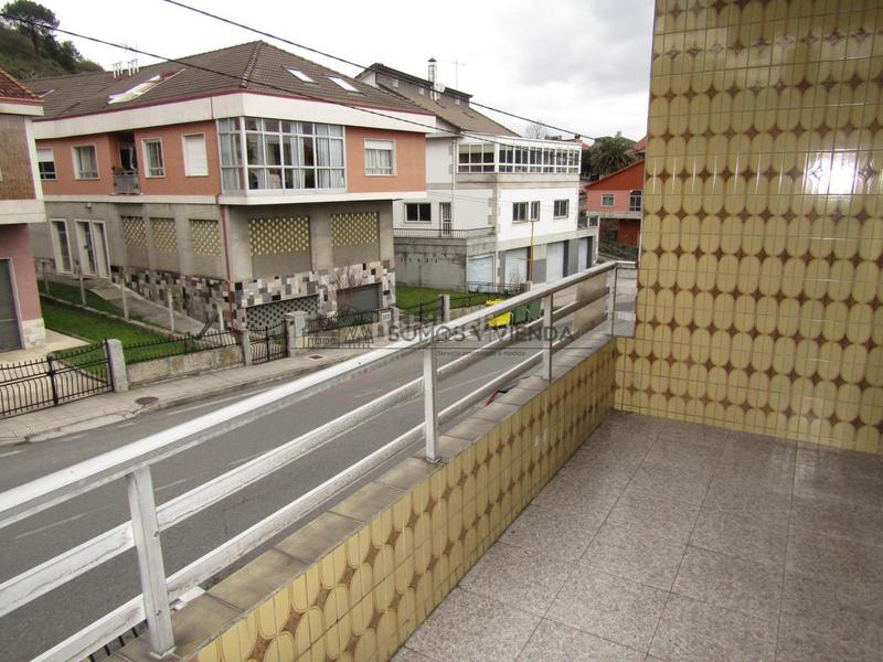 Foto 0d20b1e6-6922-4e92-91f3-adabc0ee1278. Casa con riscaldamento parcheggio in A Carballeira Ourense