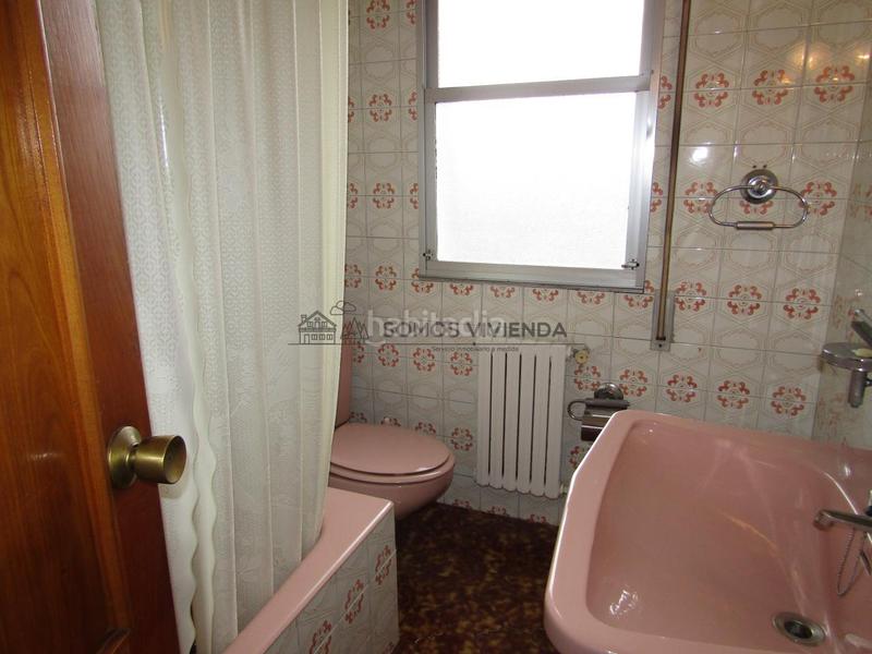 Foto 375aedb4-7537-4a0e-93b2-7b7bcbd814cd. Casa con riscaldamento parcheggio in A Carballeira Ourense