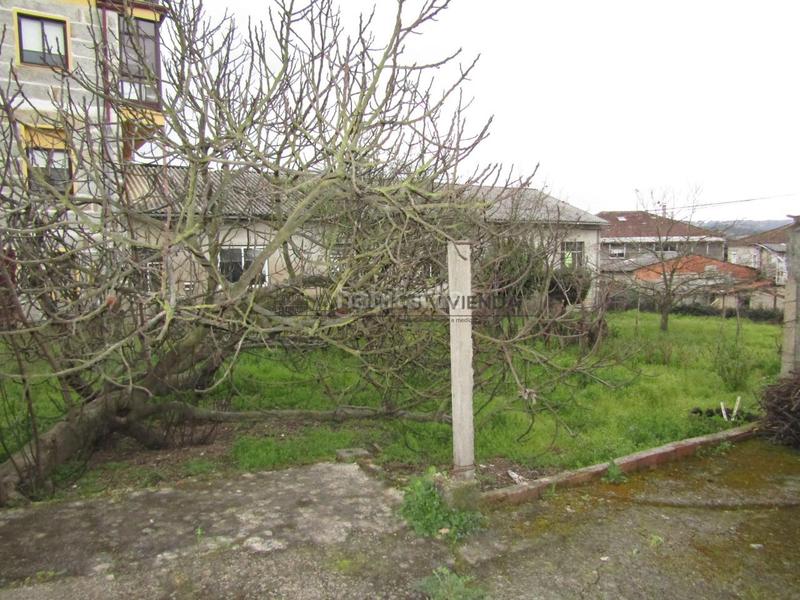 Foto c4103d8d-0c0c-4e10-bbde-deedee266c41. Casa con riscaldamento parcheggio in A Carballeira Ourense