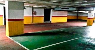 Aparcament cotxe a Centro