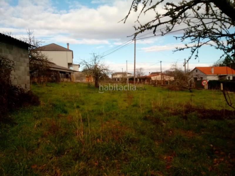 Foto d15f1b1c-d492-4684-9ea5-258fe5bbd384. Terreno residencial en San Cibrao das Viñas