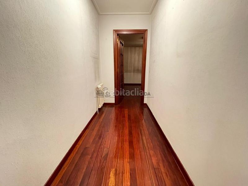 Foto 725464d0-44ed-4184-8208-c47a30aa2874. Piso en Centro Ourense