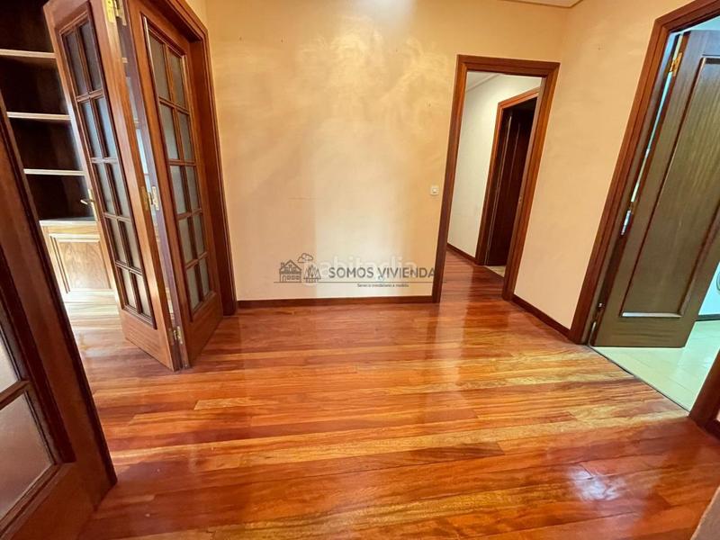 Foto dbb38611-2599-4791-b4f8-95268c5d149e. Piso en Centro Ourense