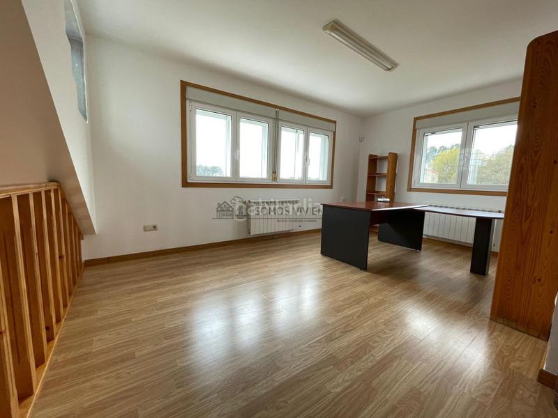 Foto 3c2492aa-ce09-45b2-91a4-6400cb65b136. Casa en Coles