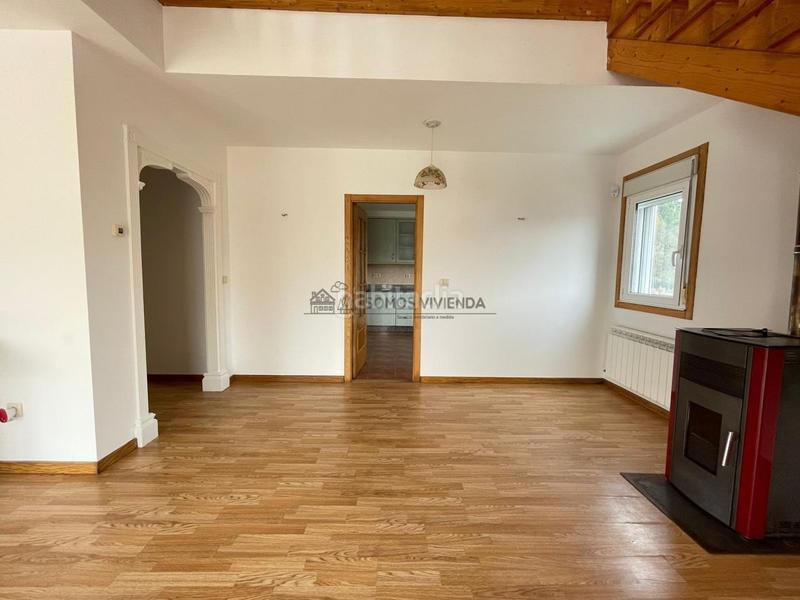 Foto c0d44b8f-9cca-4f1e-aaa2-c60d0ce6d592. Casa en Coles