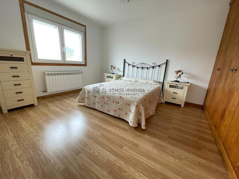 Foto d561f34b-43f6-43fb-90e9-ef9fbe85b508. Casa en Coles