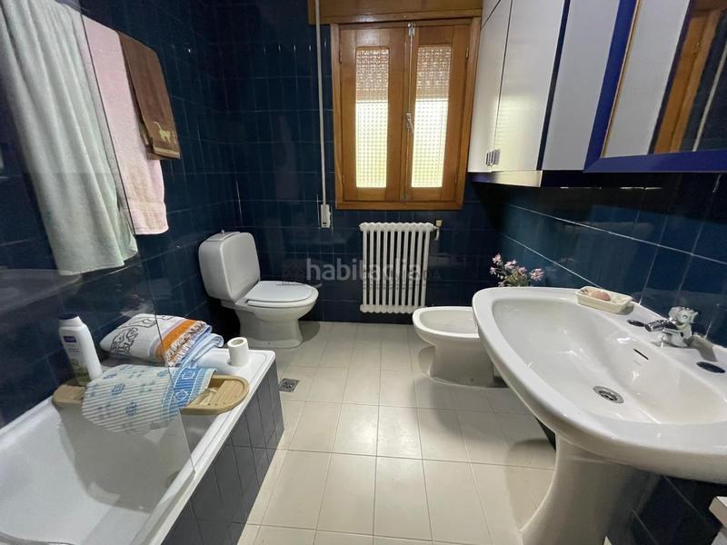 Foto 064d84d4-9bdf-4dca-b011-71fdc12920a0. Haus mit heizung parking pool in Coles