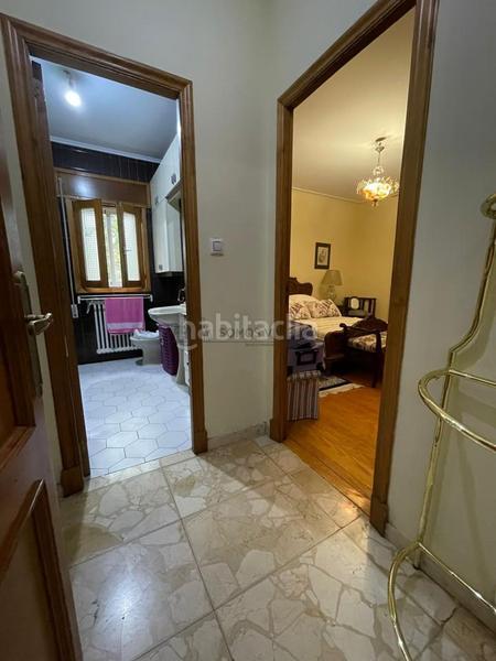 Foto 721782bf-f64c-4e9c-854f-e4313bfec32a. Haus mit heizung parking pool in Coles