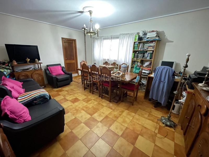 Foto 8f042c3b-28fd-40f8-8590-55a5a1bdc76a. Haus mit heizung parking pool in Coles