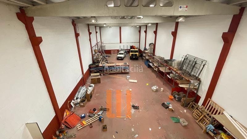 Foto 0f862c9f-5904-4419-bc03-21fe1054147d. Fabrikhalle in Cambre