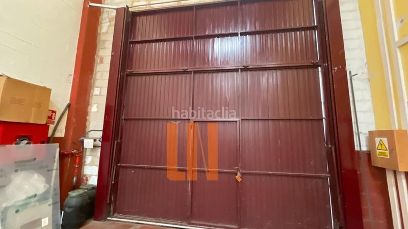 Foto 401c4ea4-4fbb-42b1-8ca9-70c42497d909. Fabrikhalle in Cambre