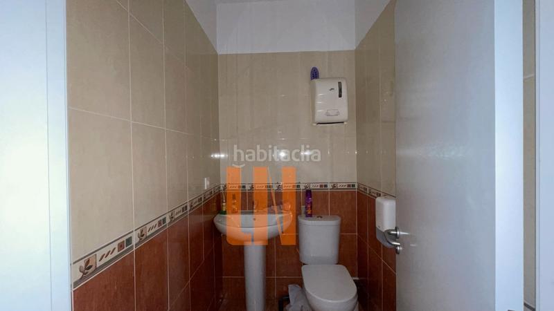 Foto 87450058-b2f3-4629-85f4-9ae2bb8ee33f. Fabrikhalle in Cambre