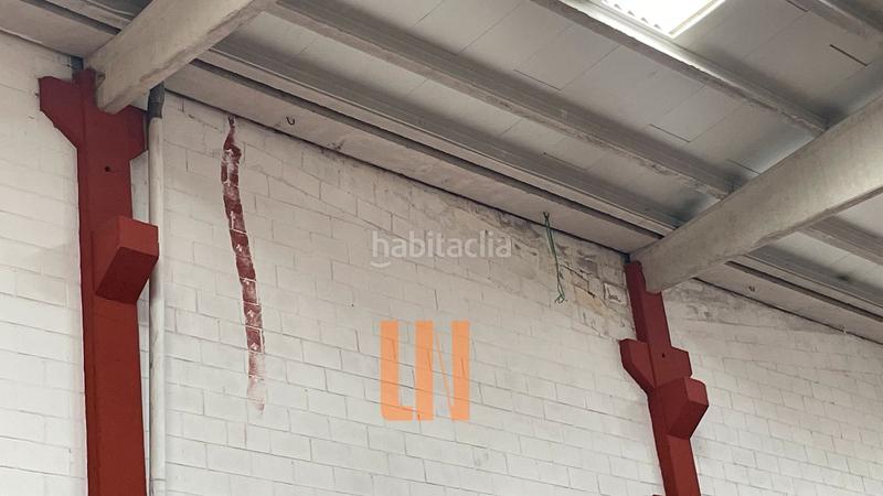 Foto 9e8a3249-bc21-46b5-9a19-81b1625e130f. Fabrikhalle in Cambre