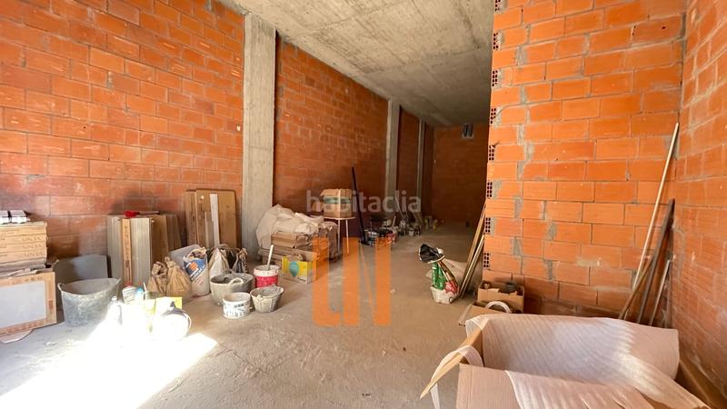 Foto 2f49e865-9c85-4fd6-9083-dddc969dc684. Alquiler local comercial en rúa caballeros 47 se alquila local comercial de obra nueva. en Coruña (A)