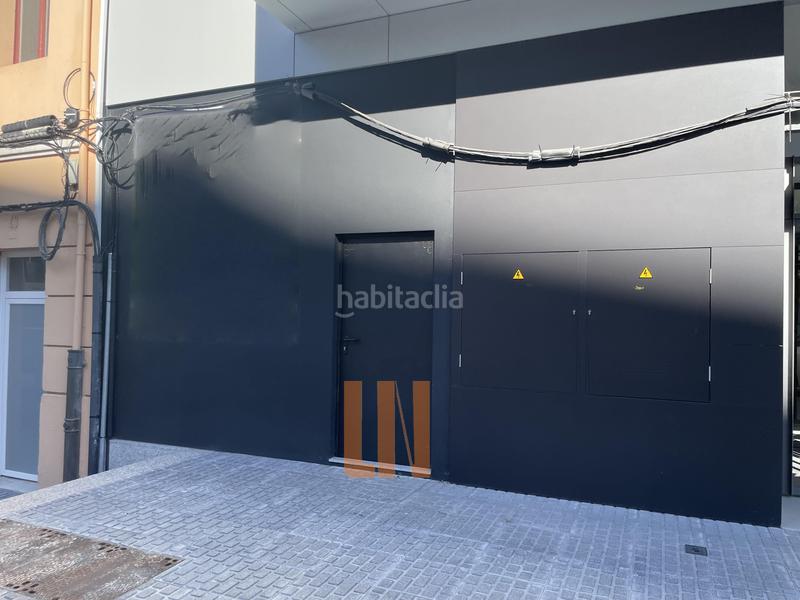 Foto 39693fbb-2275-4707-b152-44eacd9889a9. Lloguer local comercial a rúa caballeros 47 a Someso - Matogrande Coruña (A)