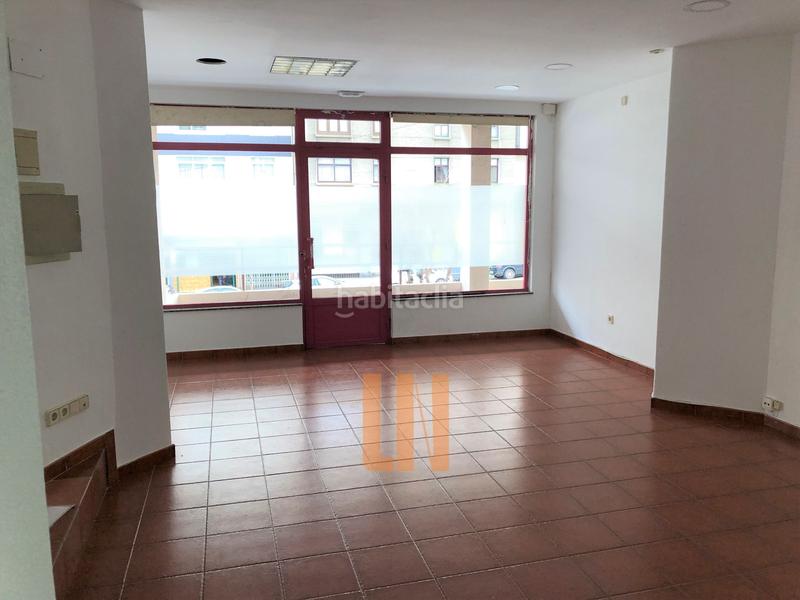 Foto e59077f7-9bc8-4788-937a-ebc80ddac9c4. Location local commercial dans ronda de outeiro 276 dans Coruña (A)