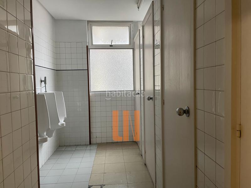 Foto 344b8a2f-7f7d-4fff-95fb-b1041c7aae04. Location bureau dans rua alameda 34 dans Ensanche Coruña (A)