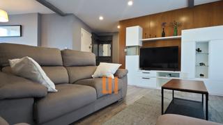 Rent Flat  Calle fernando gonzález. Excelente piso reformado de 3 dormitorios en pleno centro