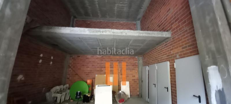 Foto 6e330806-f793-4246-928b-3e845c20bcaf. Rent business premise in Los Rosales Coruña (A)