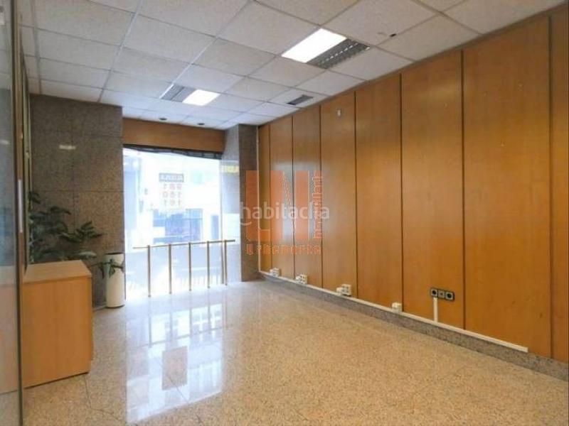 Foto 5152d748-e6cf-4788-a612-1a9dc7d32903. Lloguer local comercial a rúa costa rica 5a a San Pablo - Juan Flórez Coruña (A)