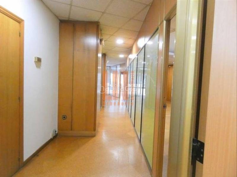 Foto d16127b3-f7ac-4335-8b29-86af72de00af. Lloguer local comercial a rúa costa rica 5a a San Pablo - Juan Flórez Coruña (A)